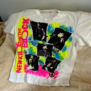 Women’s medium VINTAGE New Kids on the Block T-Shirt